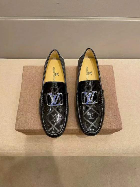Picture of Louis Vuitton Shoes _SKULVsz38-448qh100212229